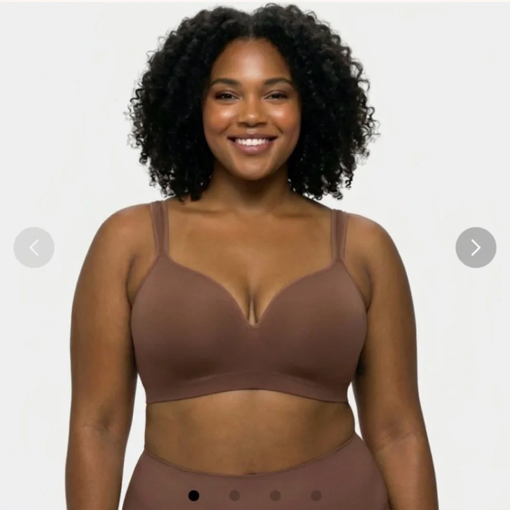 NWT, Underoutfit Perfect Neckline Bra, M - Picture 3 of 5